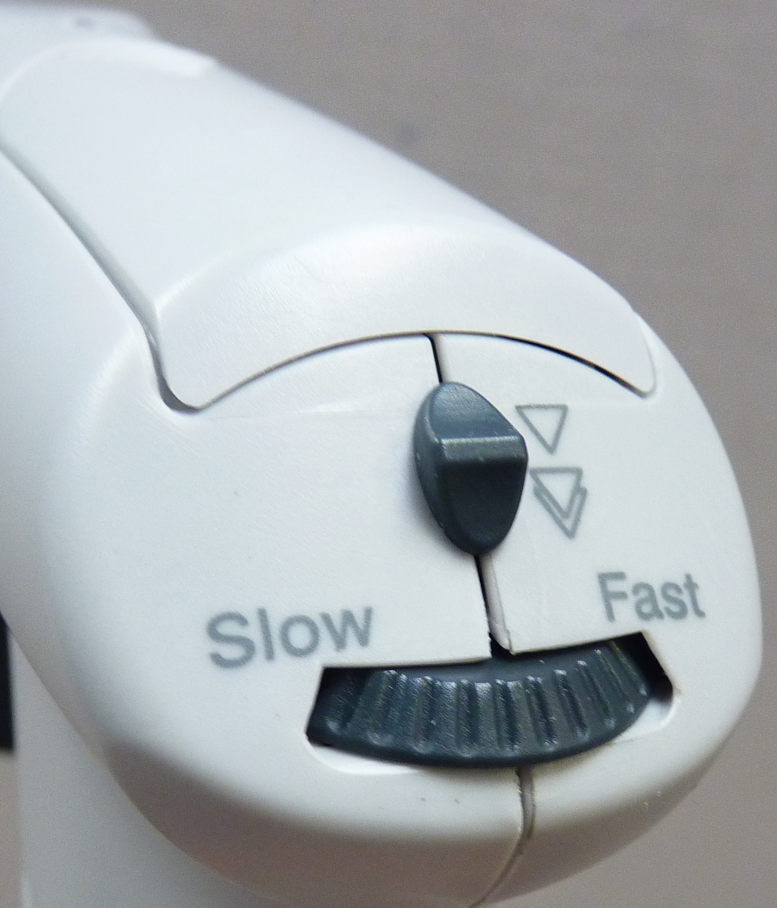 ProPette™ Electronic Pipette Controller - Image 2